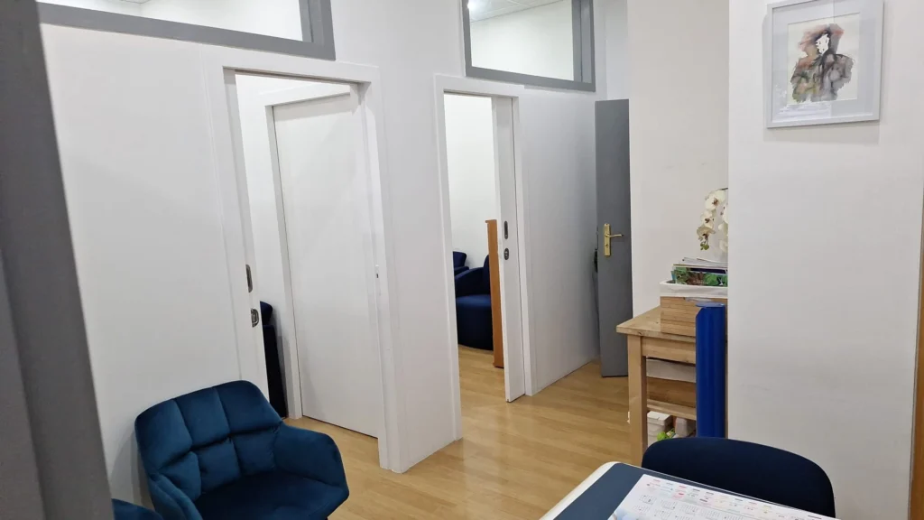Sala de consulta da clínica Nutricardia em Alverca do Ribatejo